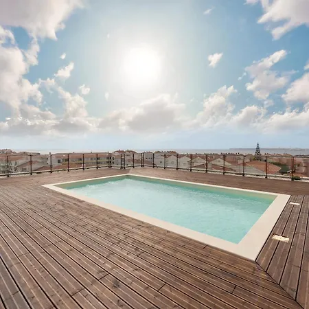 Consolacao Surf & Pool Terrace Apartment