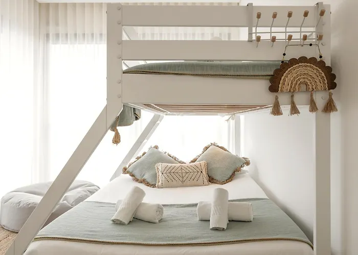 Апартаменты Consolacao Surf & Pool Terrace Атогиа-да-Балейя